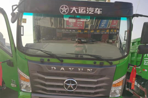 徐州东风蓝牌侧翻自卸车 