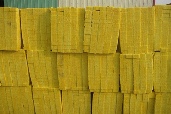 北京钢网岩棉保温板订购