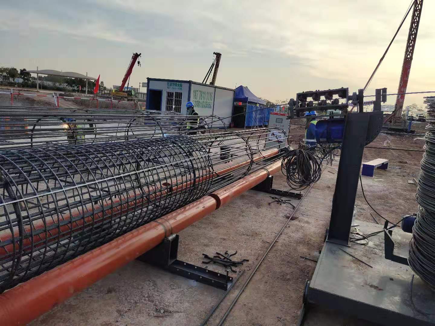 连云港做钢筋笼的机器半自动钢筋笼缠绕机