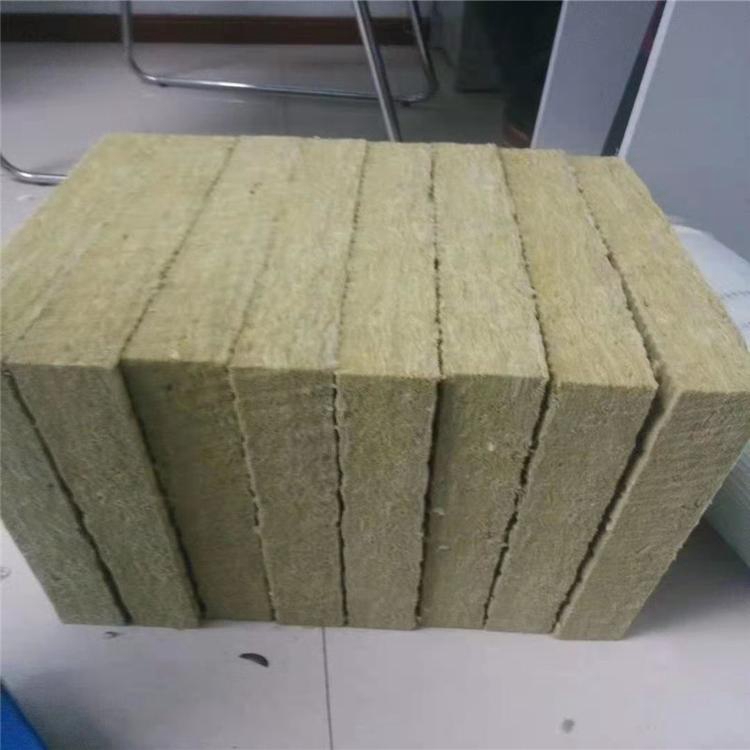 岩棉复合保温板专业生产