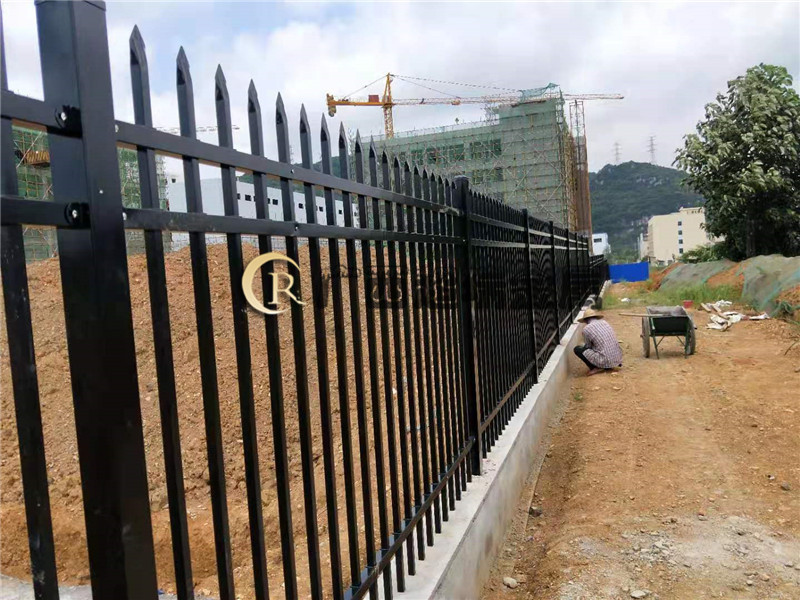 崇左塔吊护栏定制价格-柳州锌钢护栏围挡安全围栏厂家批发-超瑞金属