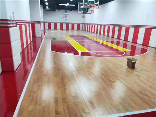 06年nike篮球广告,用鞋在地板发出有节奏的音乐_篮球专用地板_场篮球馆木地板