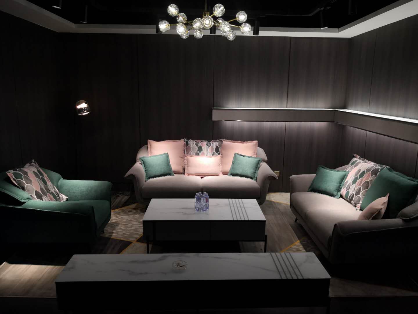 丰润尚美瑞标科技布沙发意式简约家具装点雅居!