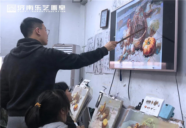 泰安美术艺考培训排名前三位-济南乐艺画室