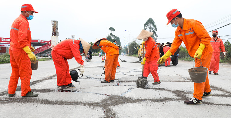 华知政本职业技能培训为您介绍揭阳道路养护工证一共多少钱要多少天要