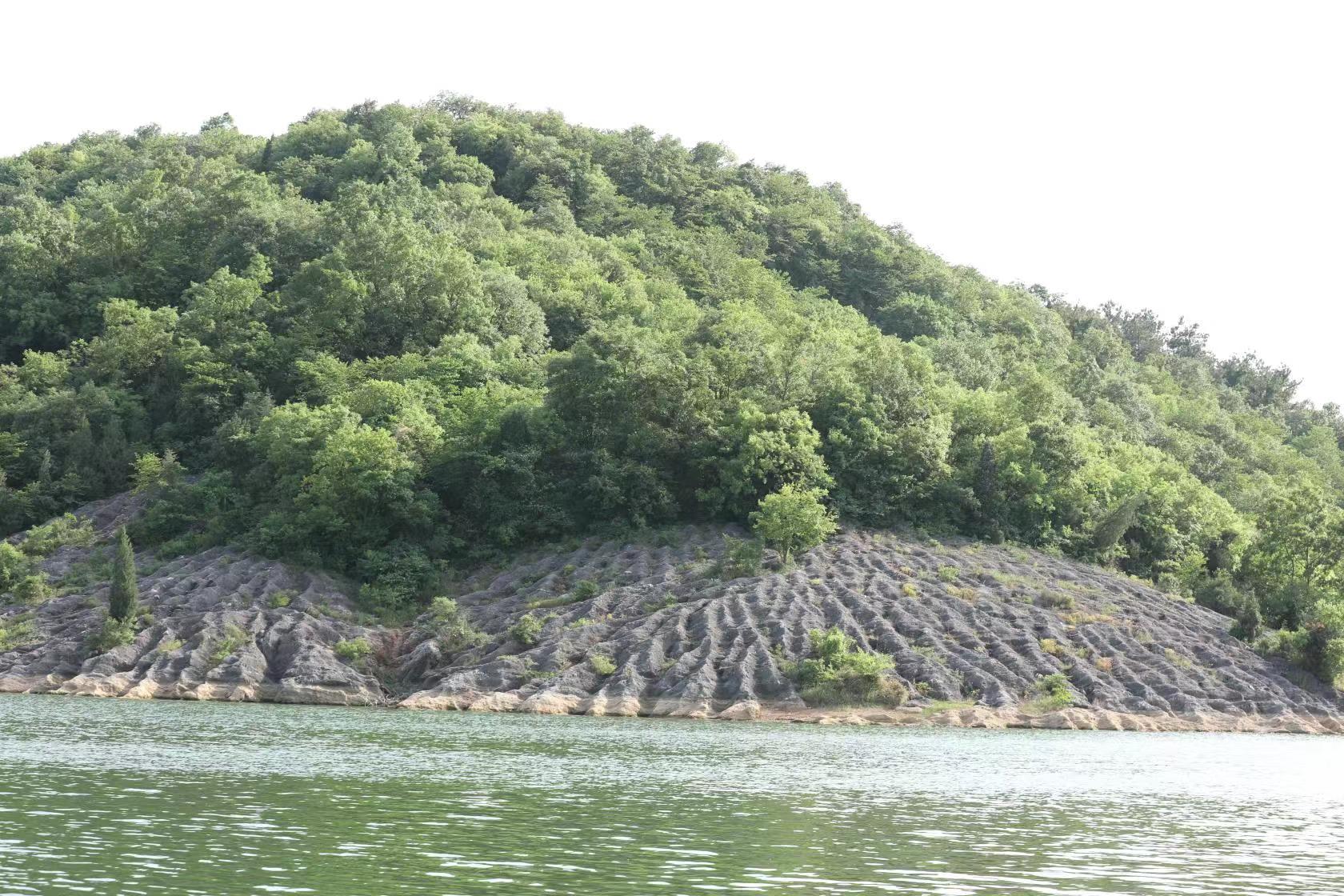 湖北琵琶湖风景区图片